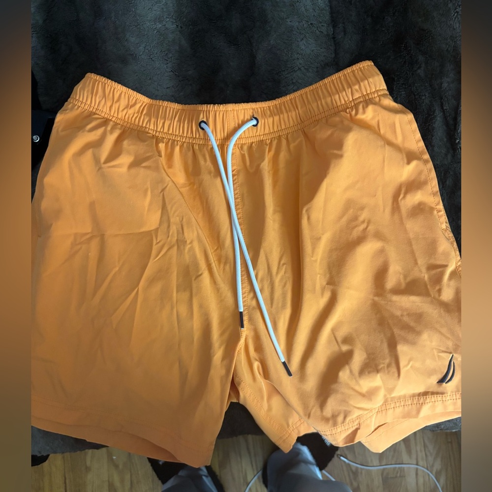 Nautica Shorts size M